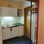 Hotel Am Hillegosser Hof 2*