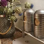 Am Hillegosser Hof 2*
