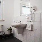 Am Hillegosser Hof 2* Bielefeld