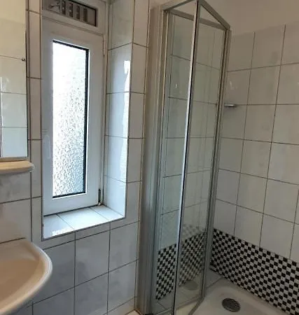 Am Hillegosser Hof 2* Bielefeld