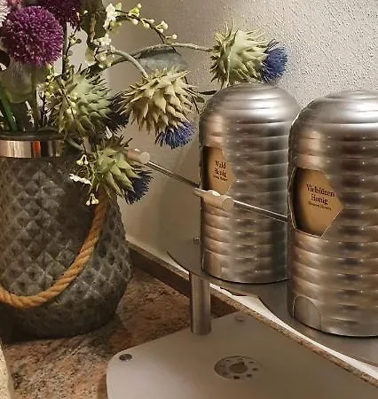 Am Hillegosser Hof 2*