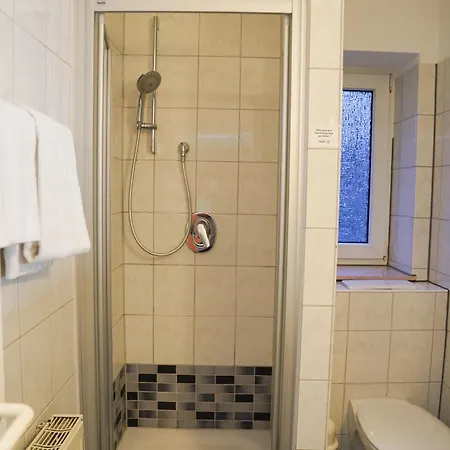 Hotel Am Hillegosser Hof 2*