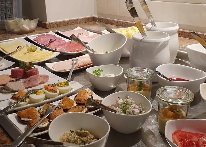 Am Hillegosser Hof 2*