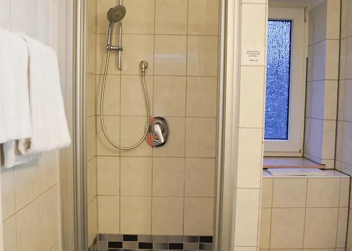 Szálloda Am Hillegosser Hof 2*