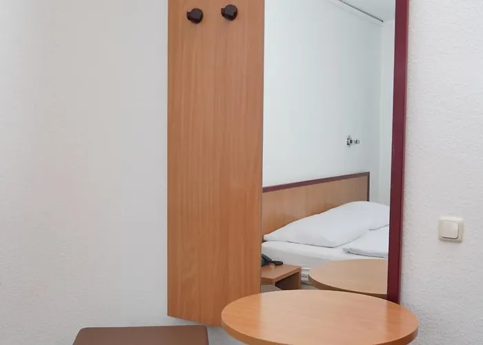 Am Hillegosser Hof Szálloda 2*