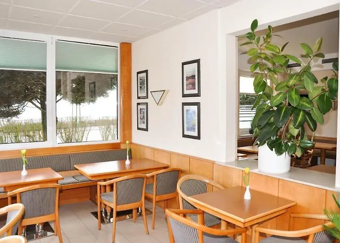 Szálloda Am Hillegosser Hof 2*